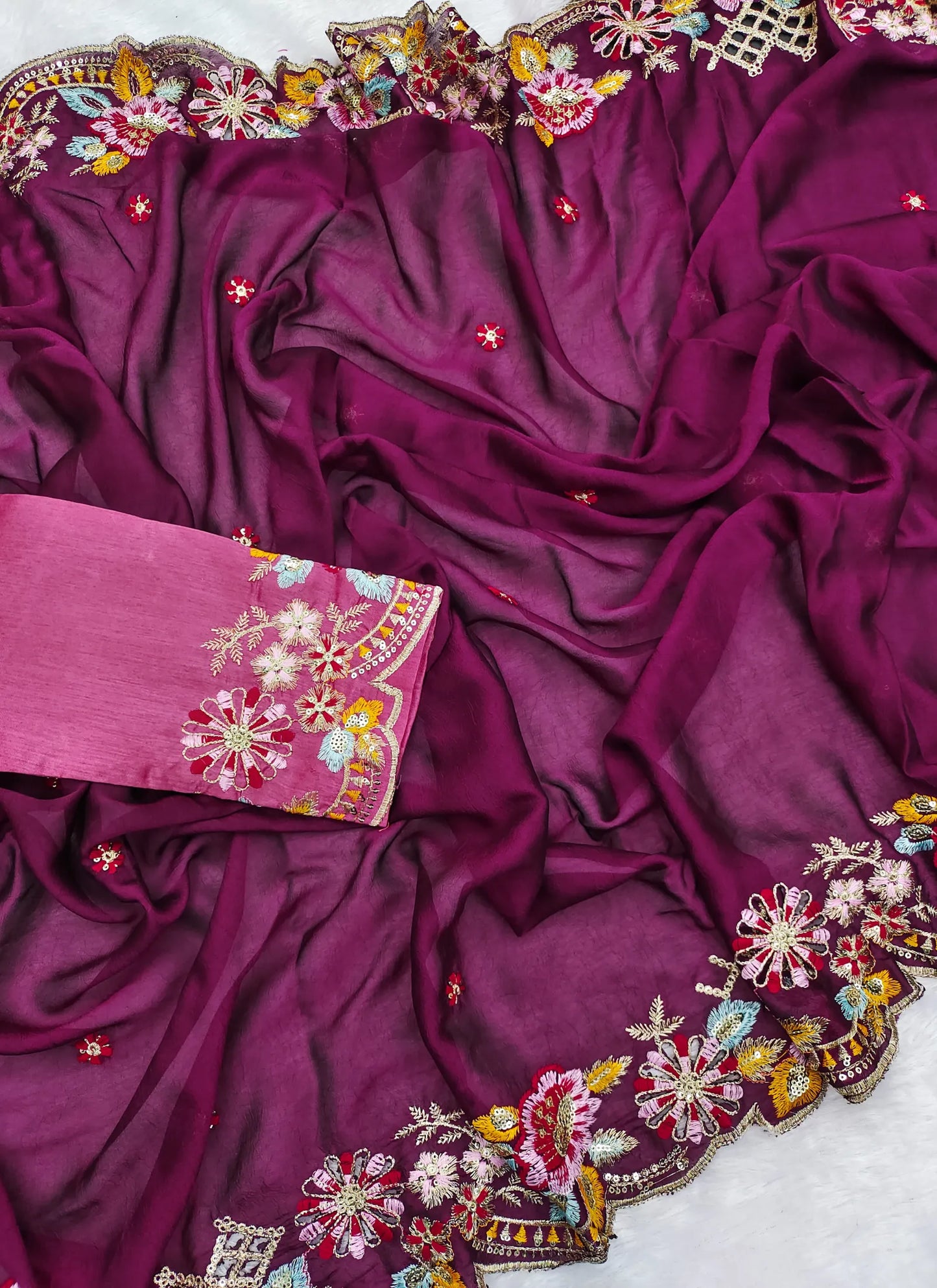 Premium Noha Crush Saree Pink