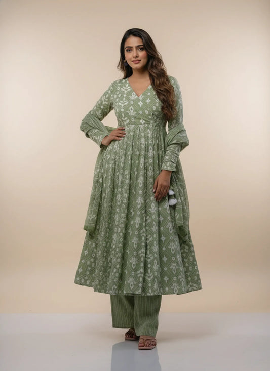 Xena Anarkali Suit Pista
