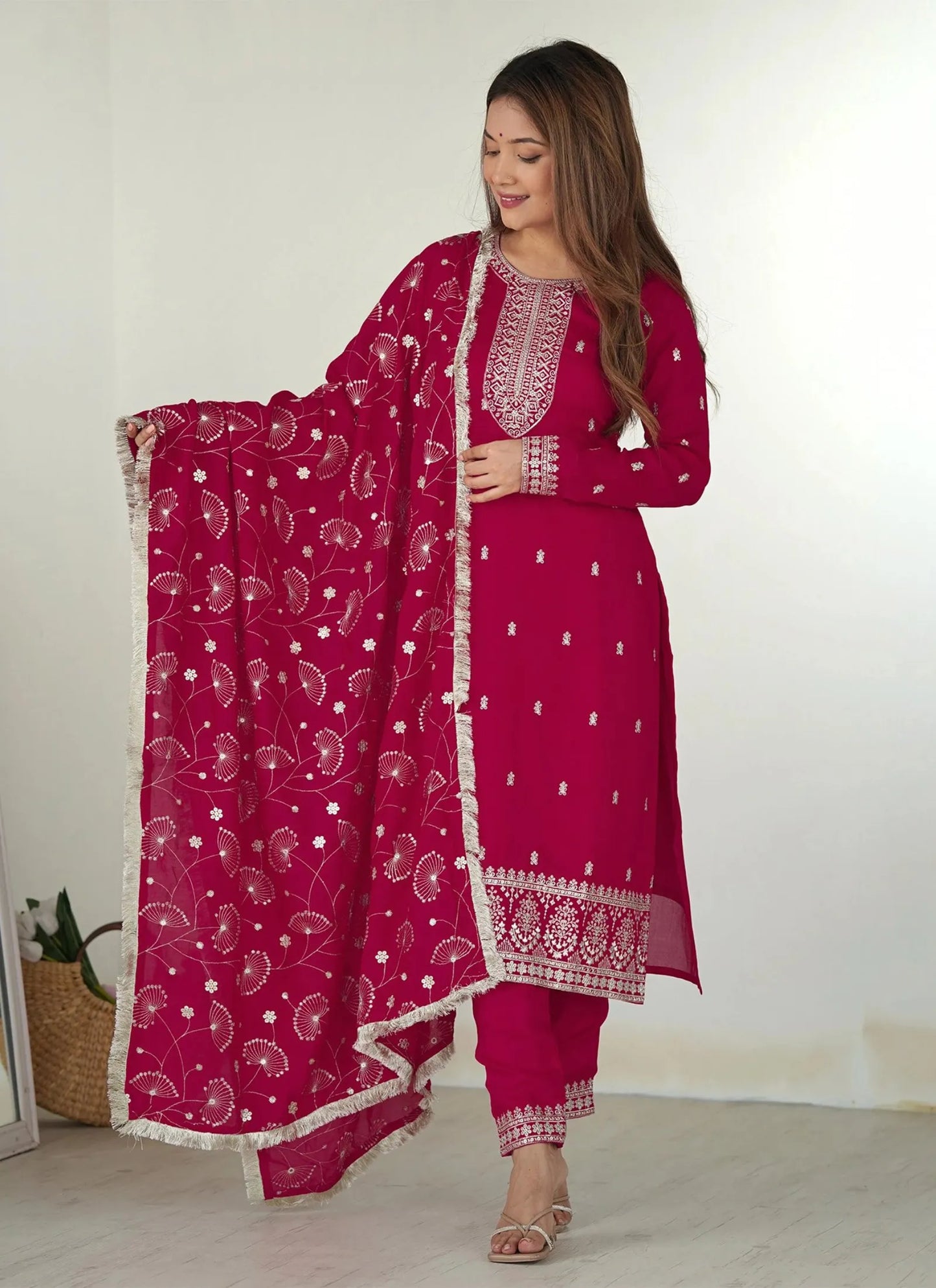 Valam Kurta Suit Pink