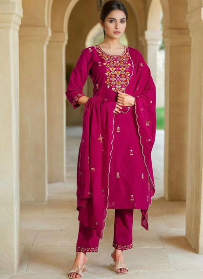 Heavy Roman Fabric Kurta Set Pink