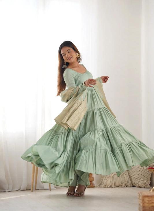 Heavy Pure Romansilk Anarkali Pista