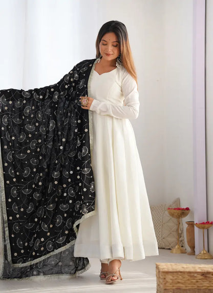 Heavy Pure Soft Vichitra Silk Anarkali Black Dupatta