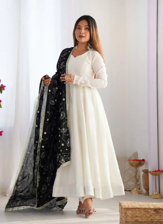 Heavy Pure Soft Vichitra Silk Anarkali Black Dupatta