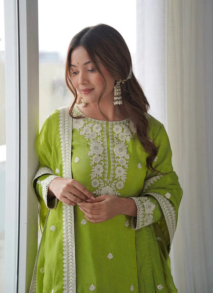 Saiyaara Kurta Sharara Set Pista