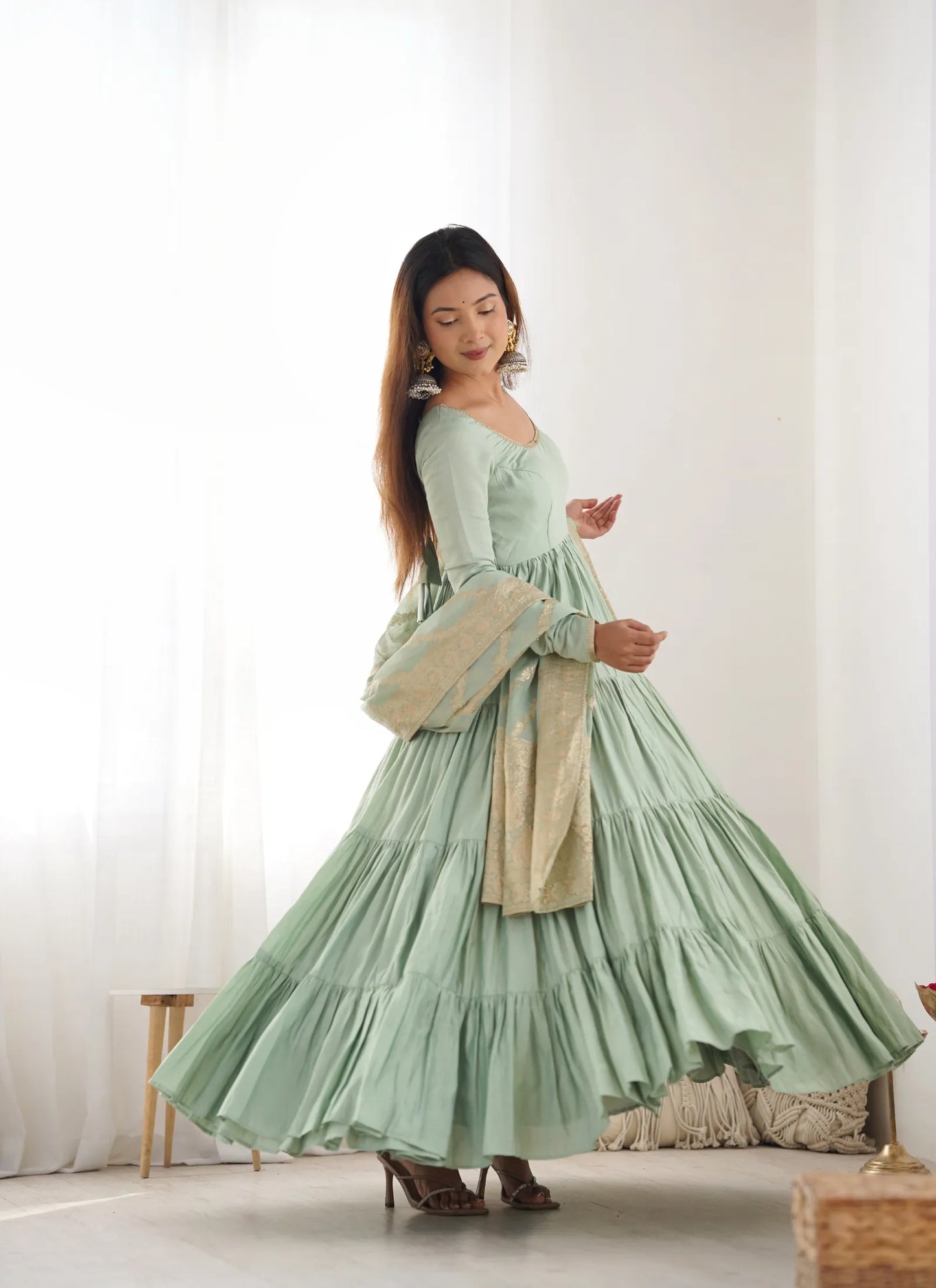 Heavy Pure Romansilk Anarkali Pista